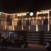 Hotel Pratham