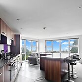 5 Bed Apartment @ Derriford Stays by Pureserviced