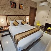 hotel pearl residency