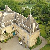 Le Château D'Estrac