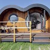 The Hazel Hobbit Pod