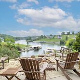 Lazy Days Waterfront for 12!