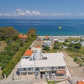 Blue Wave Suites - Ixia