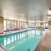 Walk to Lake Chelan: Top-level Waterfront Condo