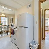 Walk to Iowa State University: Pet-friendly Apt!