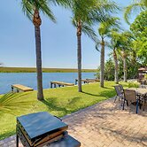 Boat, Fish & Swim: Lakefront Cabin in Okeechobee!