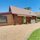 Cabin w/ Boat Launch & Pool Access in Okeechobee