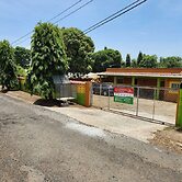 Hostel Villas De Zianit