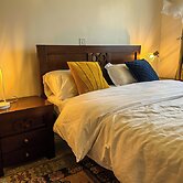 Spacious 4-bedroom with a pool