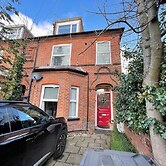 Golden Triangle Townhouse