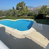 Marbella - House - Sleeps 4 - Pool - Parking