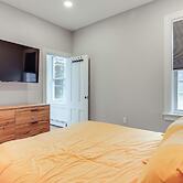 1 Mi to Dtwn: Pet-friendly Providence Apt w/ Yard