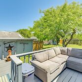 Steps to Beach & Ropes Park: Home w/ Large Yard