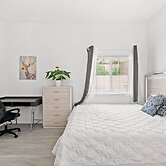 Relaxing Private Getaway With Bright Interiors