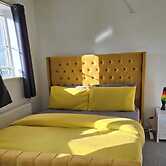 Tranquil Getaway in Wolverhampton - Perfect for Relaxation