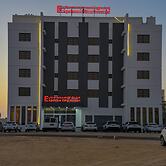 Express City Hotel