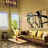 Chic New York Style 10 Minutes to SNA Disneyland