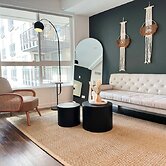 Modern Mid-hollywood Apt Sunset View Free Parking