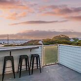 Beachfront 2BR w/ Deck, Views & Direct Sand Access Strand Way A