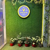 V Love Hotel