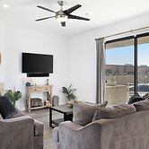 Oceanfront 2BR + Rooftop Deck, & Beach Access Strand Way B