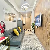 Stunning Suite With Balcony - Near MOA