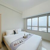 Comfy Studio at Springlake Summarecon Bekasi Apartment