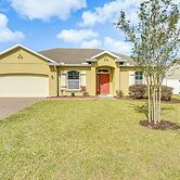 3 Mi to Dtwn Deland: Poolside Paradise!