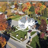 Lake Huron Lodge