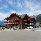 Apartment in Vaujany Near Alpe D'huez Slopes
