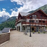 Apartment in Vaujany Near Alpe D'huez Slopes