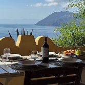Casa Bacco, Capistello