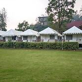 Niyama Jungle Resort