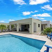 Villa Jasmijn  with private pool, at Mambo Beach