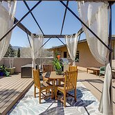 Walkable Apt in Carbondale: 'luxury Artist's Loft'