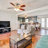 5 Mi to Chatuge Lake: Hayesville Hideaway!