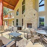 Spacious Group Getaway Near Cumberland River!