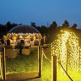 Shepherd's Hut- Hot Tub- Wellness Spa- Wood Burner