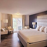 The Whale Watching Inn