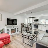 14 Mi to Pearl Street Mall: Erie Getaway