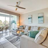 Sleek Naples Condo w/ Balcony: Snowbirds Welcome!