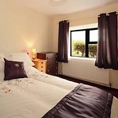 Sleep 6 Cottage -petsok, Selfcheck-in, Freeparking