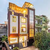 The Hosteller Agra