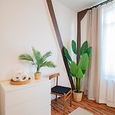 Spacious Apartment In Strausberg - Sleeps 6