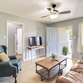 Walk to Eats & Entertainment: Home in Brookhaven