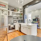 Walk Downtown: Inviting Historic Home in Dubuque!