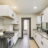 4 Mi to Dtwn: Modern Retreat w/ Yard in Cleveland