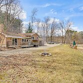 Near Hiking: Lakefront Getaway in Campbellsport!