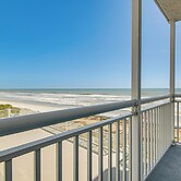 Steps to Ocean: Satellite Beach Condo w/ Balcony