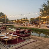 Al Marmoom Oasis Bedouin Tent Experience